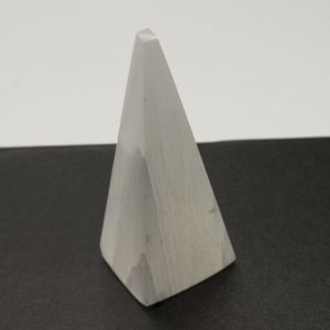 PIRAMIDE SELENITE - CM 10