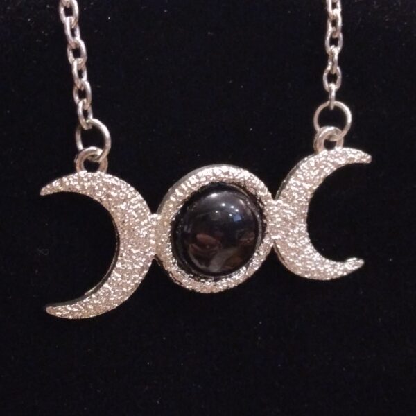 COLLANA CON TRIPLA LUNA E OSSIDIANA