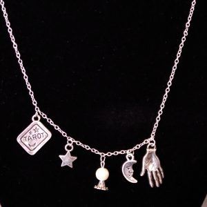 COLLANA CON 5 PENDENTI