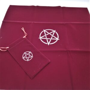 SET PANNO ROSSO CON PENTAGRAMMA