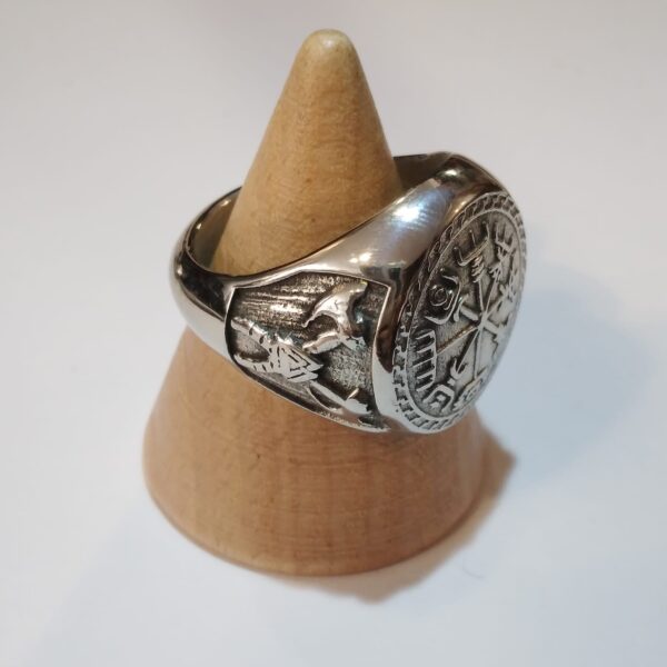 ANELLO CON VEGVISIR IN RILIEVO - immagine 2