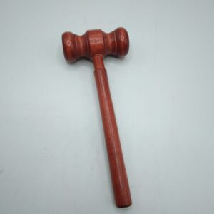 MAGLIETTO PICCOLO IN LEGNO