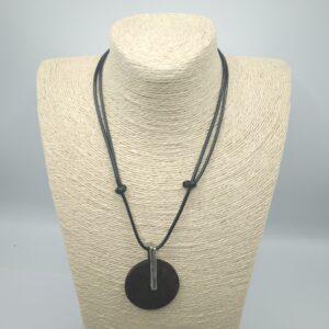 COLLANA CON DISCO IN LEGNO-CM 4,5