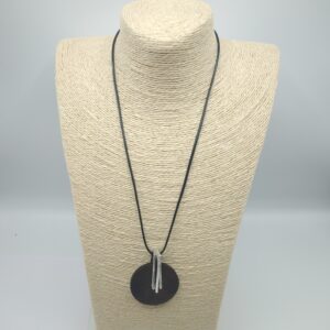 COLLANA CON DISCO IN LEGNO-CM 5