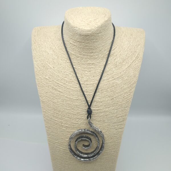COLLANA CON SPIRALE-CM 9