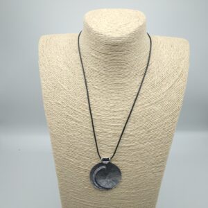 COLLANA IN CAUCCIU' CON CIONDOLO TONDO-CM 4,5