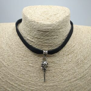 COLLANA CHOKER CON TESCHIO DI CORVO