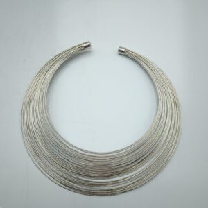 COLLANA MULTIFILO ARGENTATA