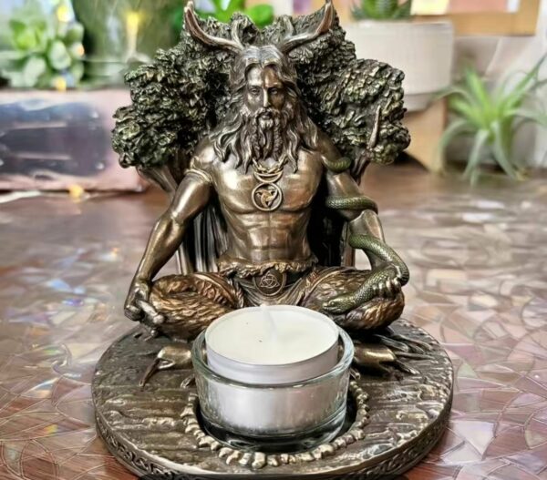 STATUA CERNUNNOS IN RESINA-CM 13