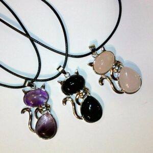 COLLANA CON CIONDOLO GATTO IN PIETRA