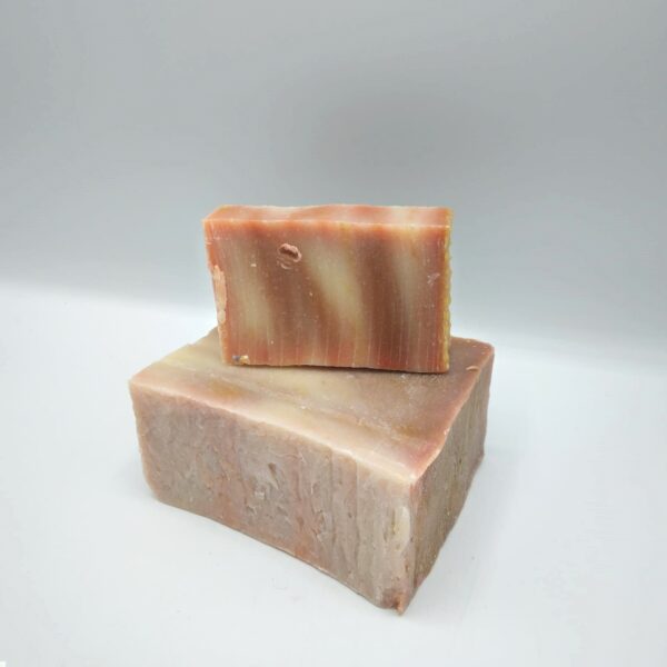 SAPONE NATURALE AL PROPOLI