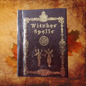 MINI GRIMORIO "WITCHES SPELLS"