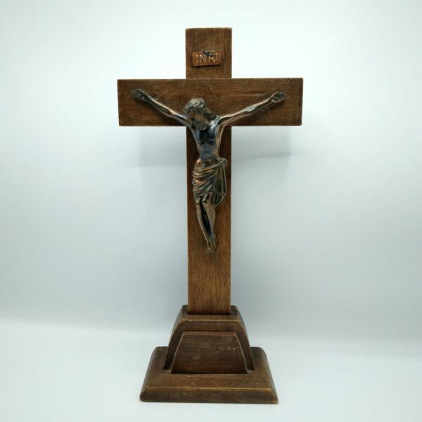 CROCEFISSO CON BASE-CM 33X17