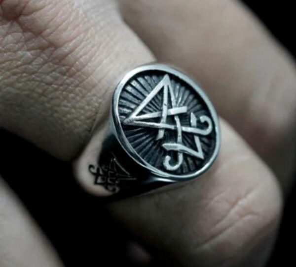 ANELLO CON SIGILLO DI LUCIFERO - immagine 3