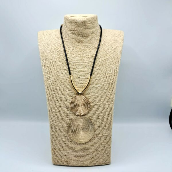 COLLANA IN CAUCCIU CON DUE PENDENTI DORATI